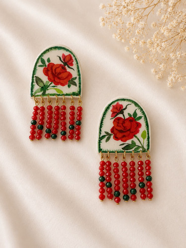 گوشواره رز ابریشمی